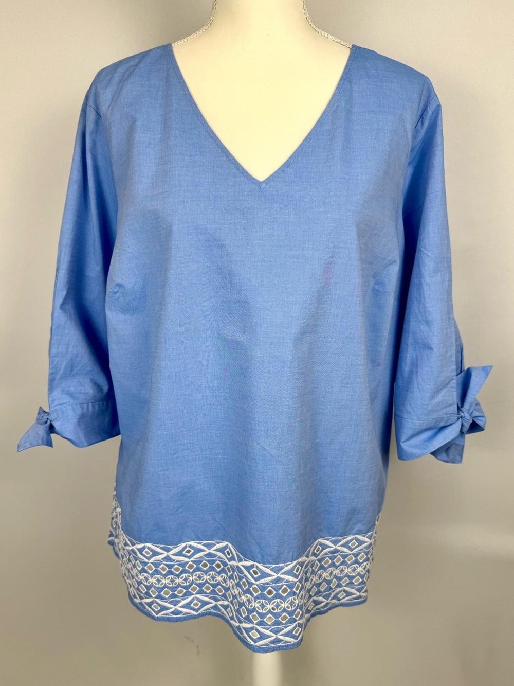 Talbots Light Blue V-Neck Tunic Top White Lattice Embroidered Hem Size 2X Petite